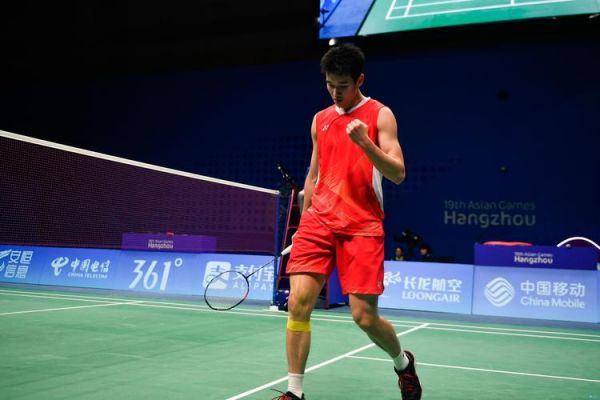 尼的表现起 尼的表现起